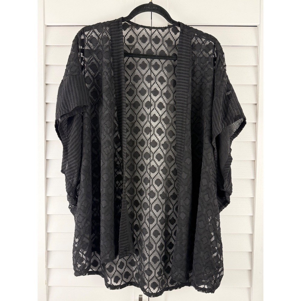 Black Sheer Geometric Burnout Kimono Open Front‎ Cardigan Short Sleeve No Tag